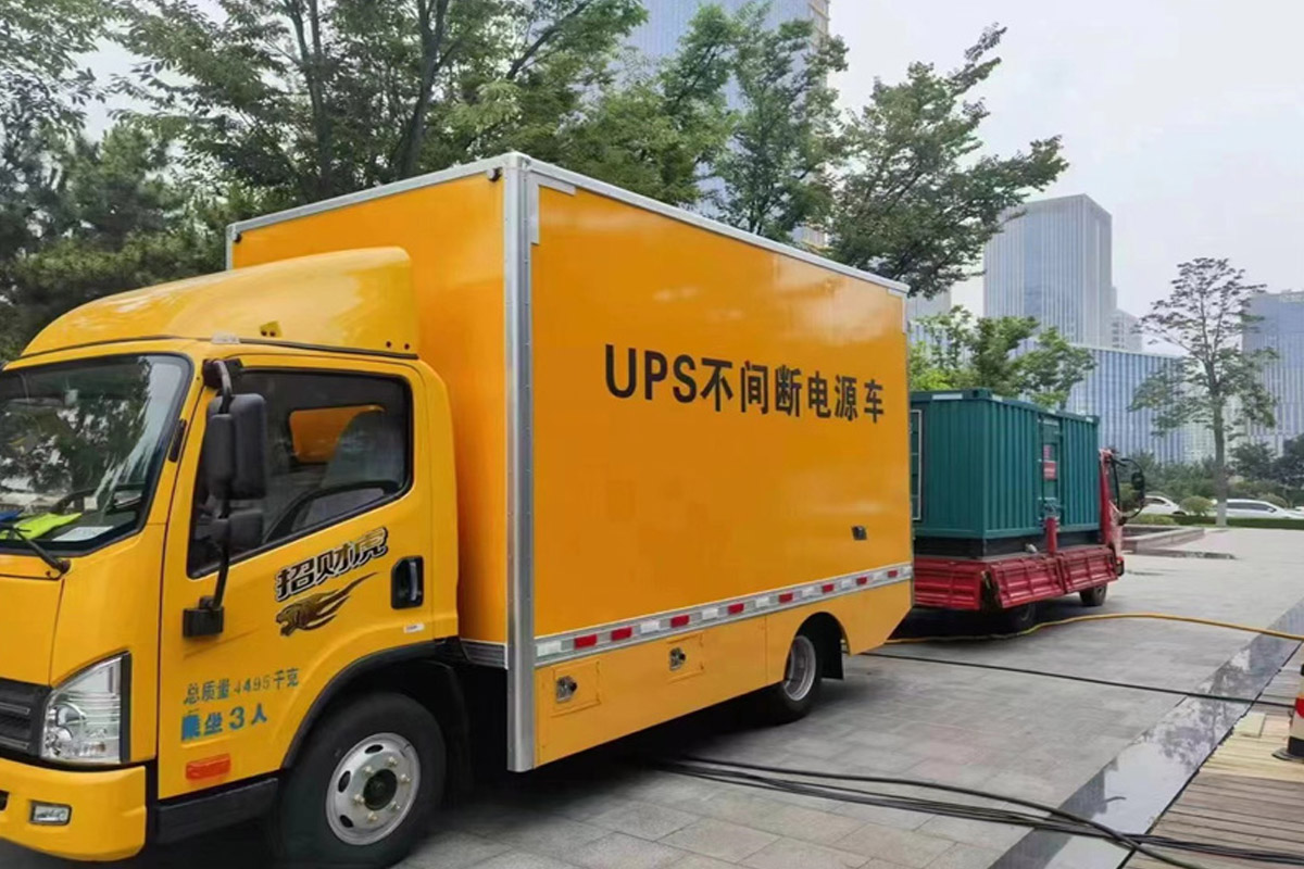 日土发电机租赁施工现场