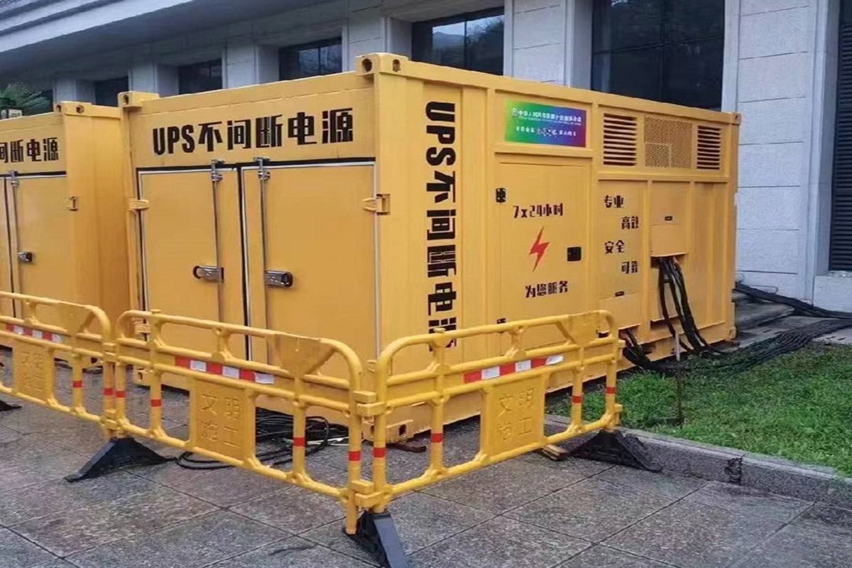 日土发电机租赁施工现场